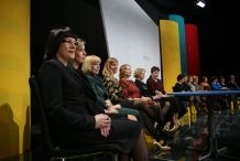 Paukščiai lizdų visokiausių